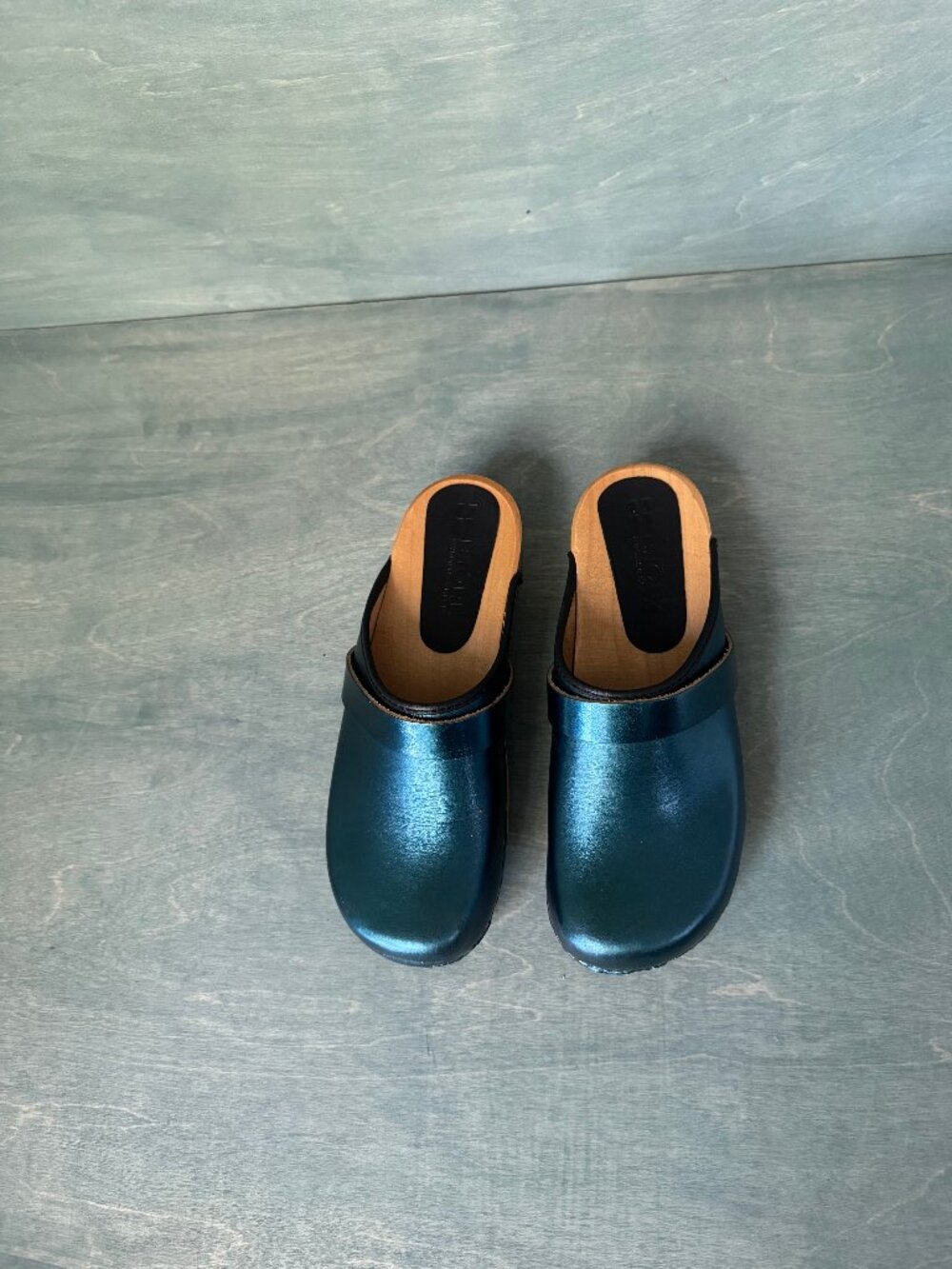 Bjork Metallic Leather Open Back Blue Clogs Handmade w Wood Soles - EU 40/ US 9 - Picture 3 of 10